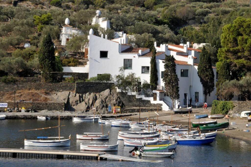 Apartamento Cozy y con terraza en el centro de CADAQUÉS Exterior foto